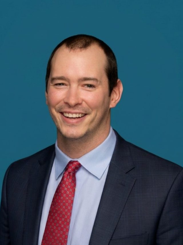 Alex Voss, Veritas Villages team